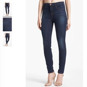 Like new! Maria High Rise Skinny in Starless